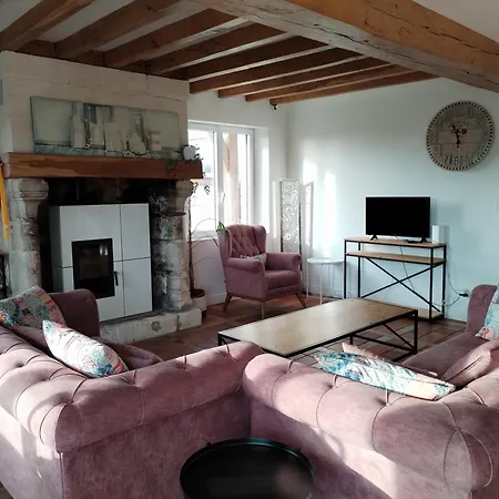 Maison Familiale Holiday home *